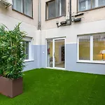 Homeabout Rios Rosas Apartment