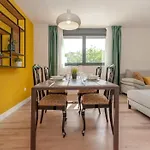 Moderno Y Lujoso Apartamento En Urbanizacion Privada Con Terraza De Diseno En Valdebebas / Ciudad Deportiva Real Madrid / Feria De Madrid