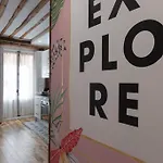 Bonito apartamento en típica corrala en el centro de Madrid