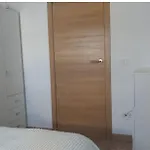 Amplia Habitacion En Vivienda Duplex