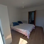 Amplia Habitacion En Vivienda Duplex
