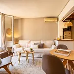 Apartamento Con Terraza Junto A Sol