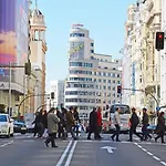 Punta Me Suites Next To Gran Via