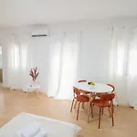 For You Rentals Encantador Y Unico Estudio Temporal En Tetuan Madrid Mlu1º2