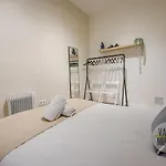Nuevo Apt De 7 Pax En El Corazon De Malasana