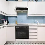 Piso Amplio Y Acogedor