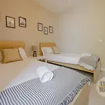 Calido Apartamento De 3 Hab En El Centro De Madrid