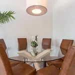 Spectacular 2-Bedroom Apartment With Stunning Retiro Park Views In The Heart Of Barrio Salamanca