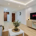 Genesis Apartment In Madrid