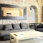 Cozy Loft - Royal Palace