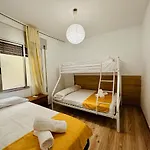 Punta Me Suites Next To Gran Via