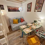 Cozy & Modern Apartments In Embajadores Area - Madrid Center