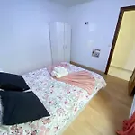 Habitacion Interior En Madrid