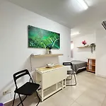 Estudio Acogedor Amparo Temporal