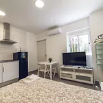 Aluche Apartments