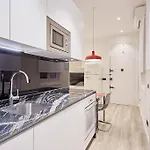 Nice Apartment In Calle Hortaleza 96