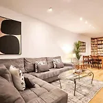 Lagasca Rental