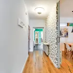 Big Stylish And Modern Apartment In Madrid Centre