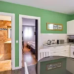 Big Stylish And Modern Apartment In Madrid Centre
