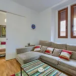 Amplio Y Luminoso Apartamento En El Centro De Madrid