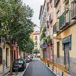 Homelike Lavapies 2 Bedroom