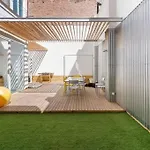 Gran Terraza Y Mucha Luz En Frente De Las 4 Torres