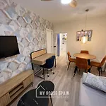 Myhousespain - Radiante Apartamento En Lavapies