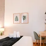 For You Rentals Vive La Vida Madrilena En Piso Temporal 2 Habitaciones Cer8