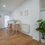 Stylish Triplex-2Bedrooms 2Bathrooms-Ventas