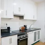 Ev4 Hakuna Loft 4Pax Metro