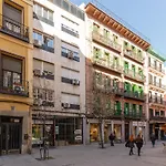 Modern Studio-1Bathroom-Chueca