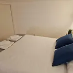 Mediodia Chica Apartamento Tipo Loft En La Latina