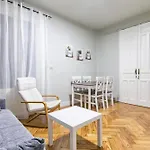 Cozy Flat In La Latina