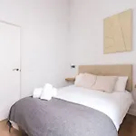 New Luxury Flat Next To Gran Via