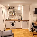 Acogedor Estudio En Delicias By Bebalmy