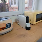 Apartamento 12 De Octubre, Almendrales