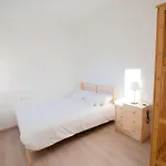 Apartamento 12 De Octubre, Almendrales