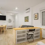 1 Bedrooms 1 Bathroom Furnished - La Latina - Modern - Mintystay