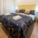 2 Bedrooms 1.5 Bathrooms Furnished - Justicia - Refurbished - Mintystay