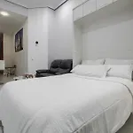 Lovely Apartment In Gran Via Madrid