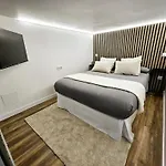 Acacias Apartments - City Centre
