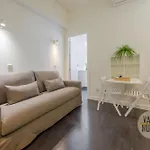 Confortable Apt Para 3 Pax A 1 Min De Gran Via