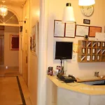 Hostal Santa Cruz
