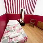 Hostal La Casa De La Plaza