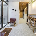 Vallecas Suites By Olala Homes