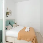 Charming Circo Price II