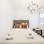 Urban Oasis In Madrid - Steps From River Manzanares