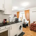 Studio Located In Puerta De Alcala - 2