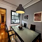 Apartamento Con Parking En Centro De Madrid-Chamberi