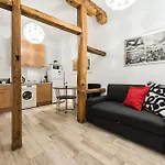 Modern Apt 1 Bedroom In Lavapies